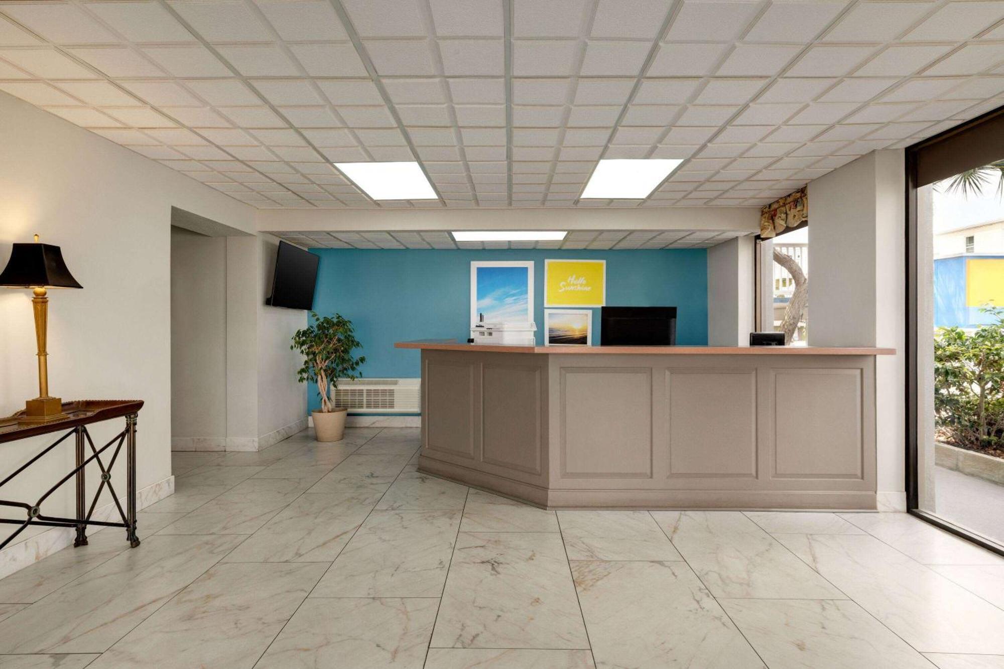 Days Inn By Wyndham Myrtle Beach-Beach Front Zewnętrze zdjęcie