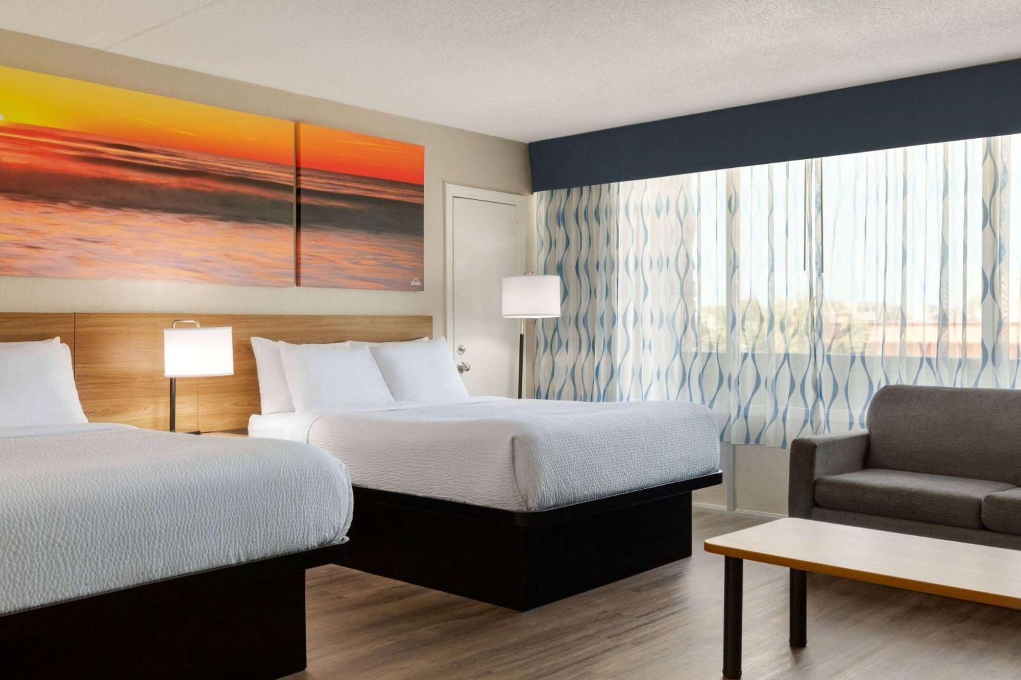 Days Inn By Wyndham Myrtle Beach-Beach Front Zewnętrze zdjęcie
