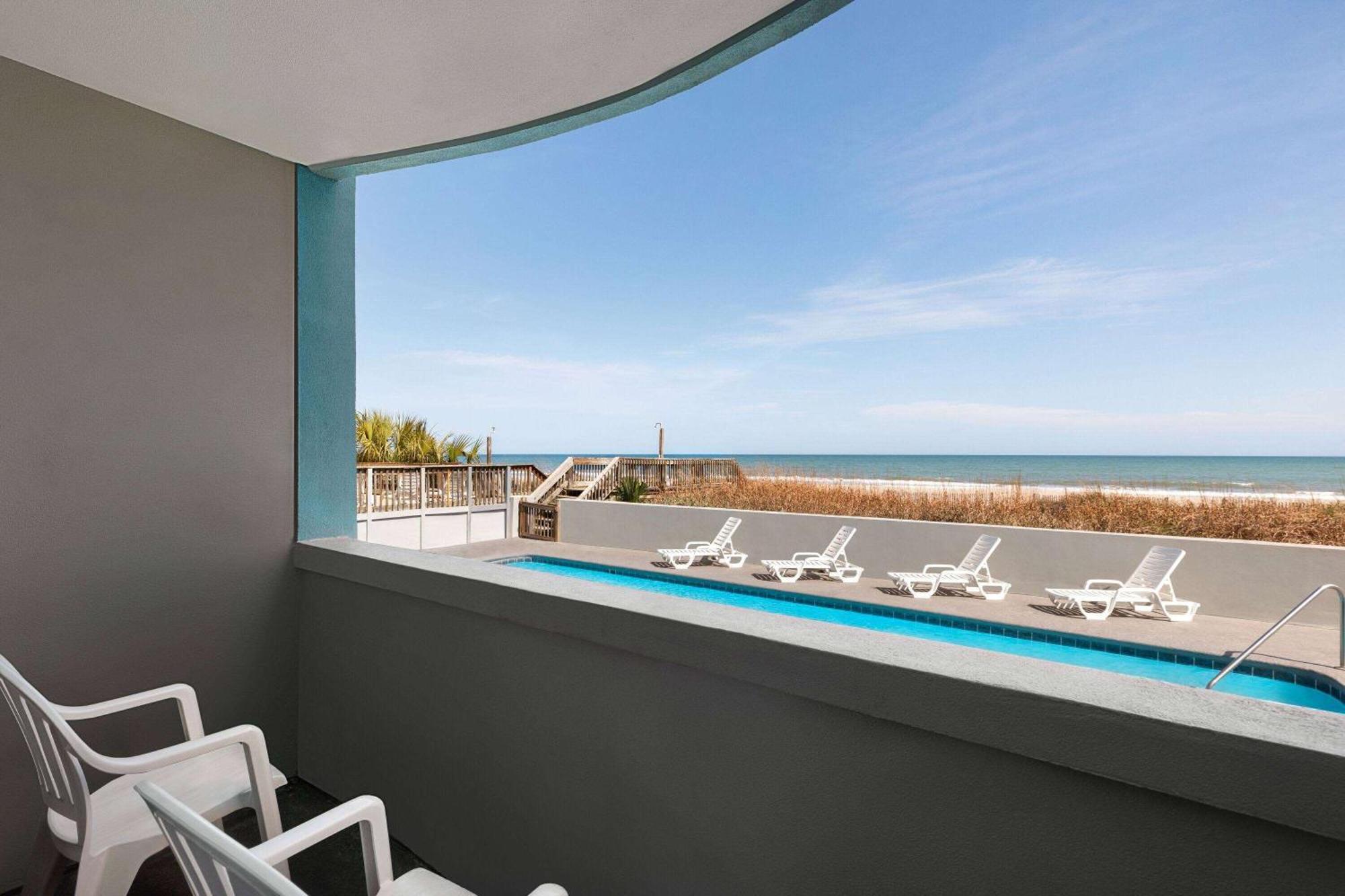Days Inn By Wyndham Myrtle Beach-Beach Front Zewnętrze zdjęcie