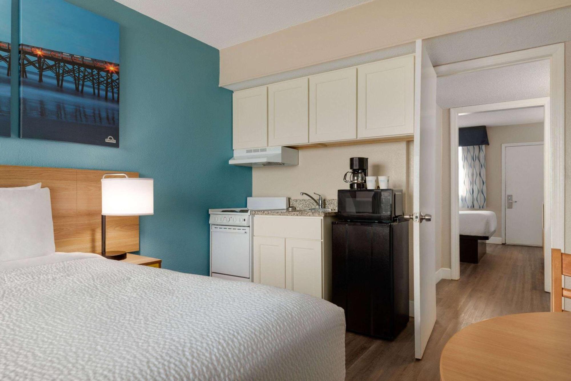 Days Inn By Wyndham Myrtle Beach-Beach Front Zewnętrze zdjęcie